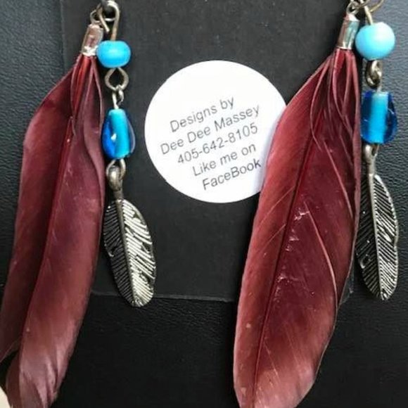 Designs by Dee Dee Jewelry - 5/$20🔥Feather & Bead Drop Earrings🔥Bundle special price